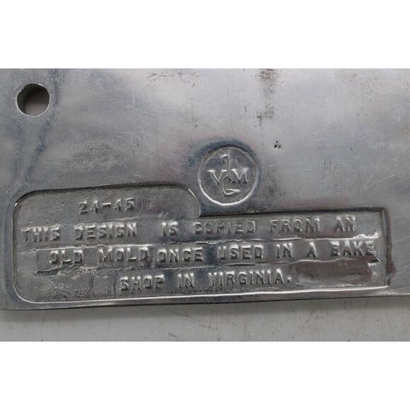 VINTAGE PAIR OF COLONIAL WILLIAMSBURG REPRODUCTION COOKIE MOLDS GINGERBREAD - Picture 7 of 8